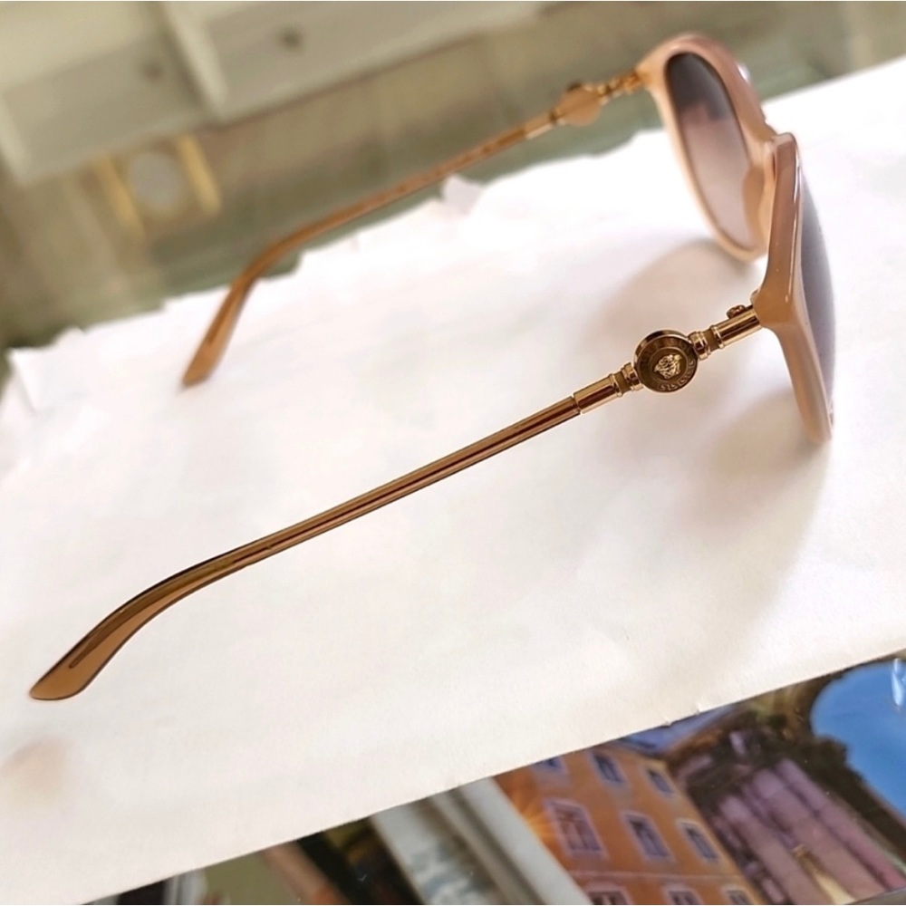 AUTHENTIC Versace Sunglasses 🕶️